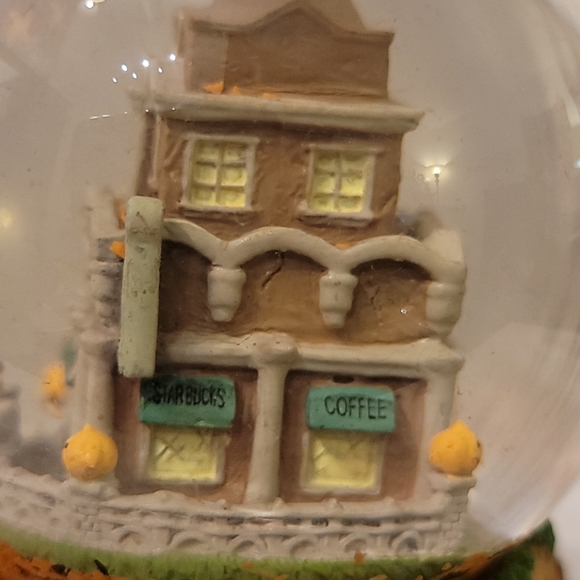 Starbucks Halloween Haunted House Snow globe SUPER RARE - Picture 10 of 12